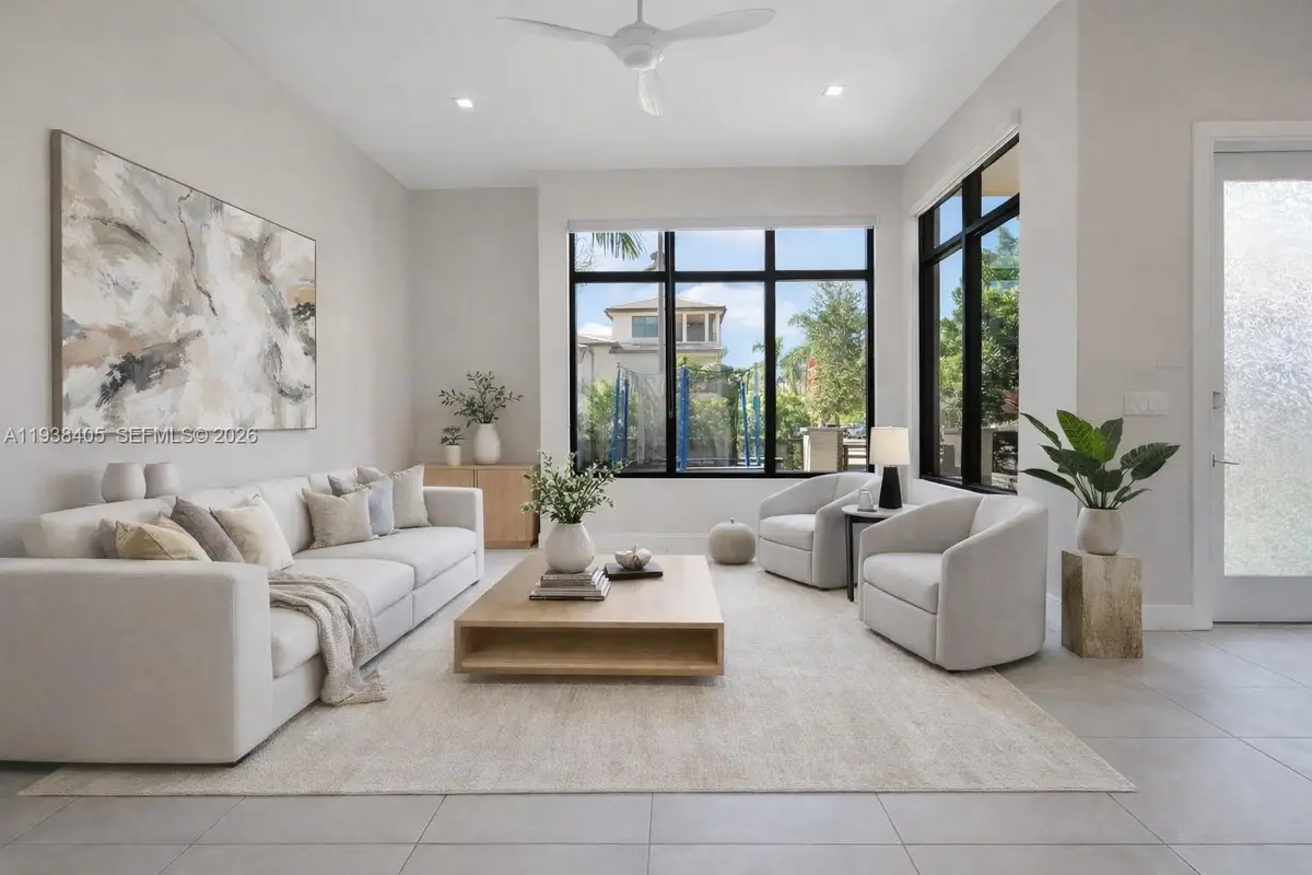 8279 NW 43rd St, Doral, FL 33166 - Image #1