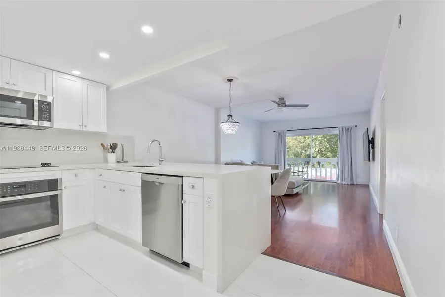 100 Edgewater Dr #204, Coral Gables, FL 33133 - Image #2