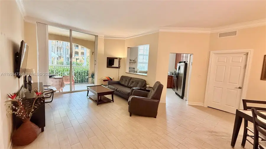 3001 NE 185th St #112, Aventura, FL 33180 - Image #2