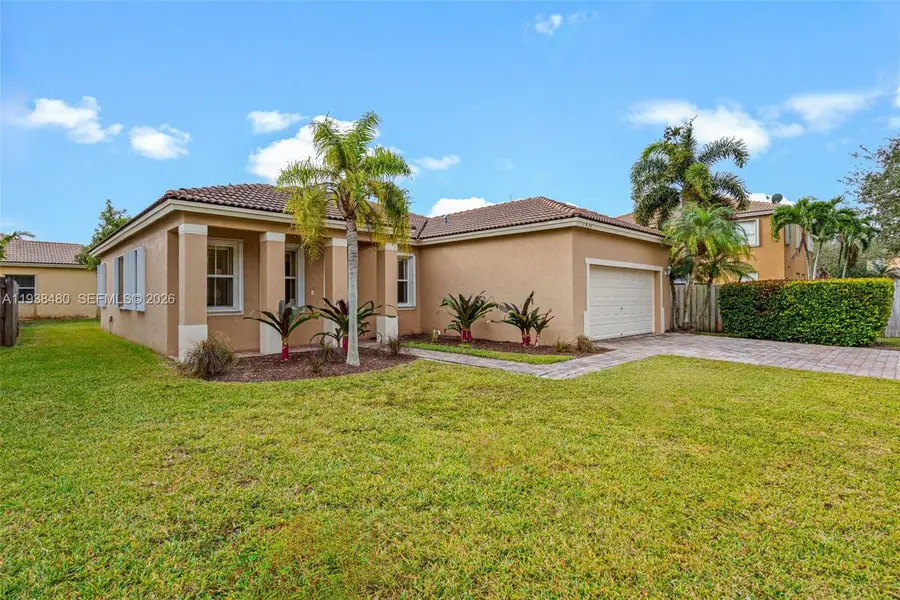 1924 SE 17th Ct, Homestead, FL 33035 - Image #2