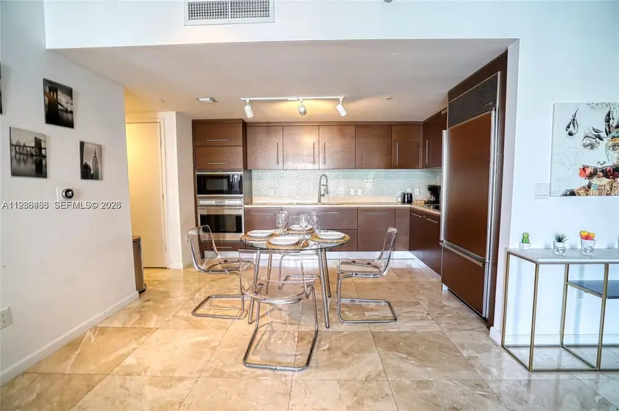 485 Brickell Ave #1701, Miami, FL 33131 - Image #3
