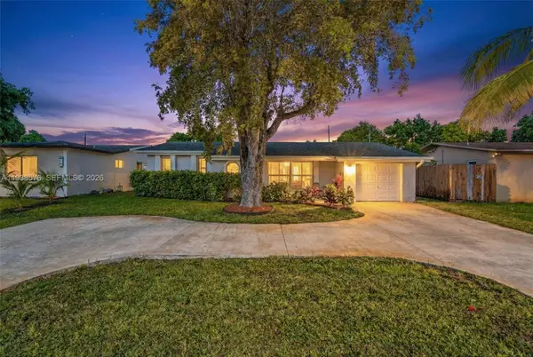 8561 Miramar Pkwy, Miramar, FL 33025