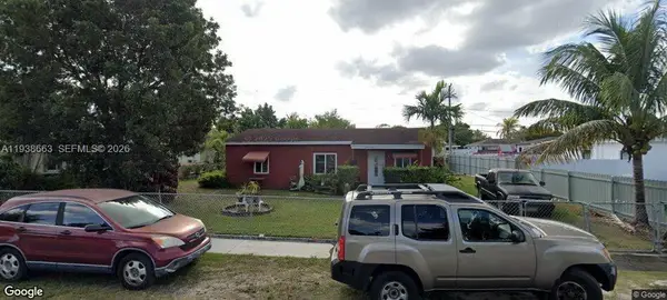 14740 Polk St, Miami, FL 33176