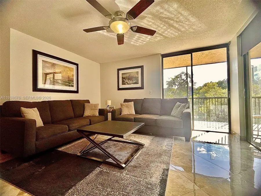 10501 W Broward Blvd #311, Plantation, FL 33324 - Image #2