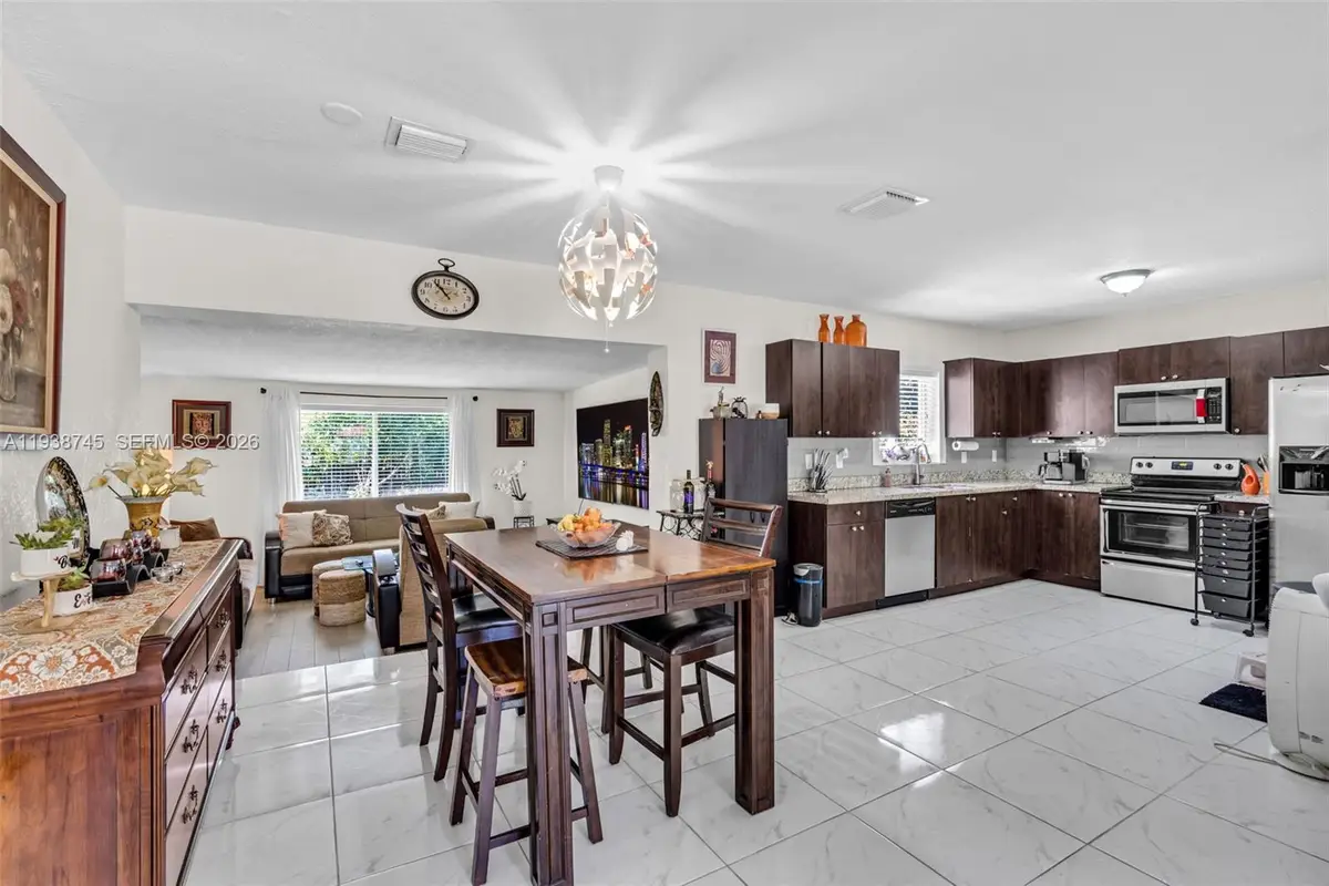 1522 NE 148th St, Miami, FL 33161 - #1