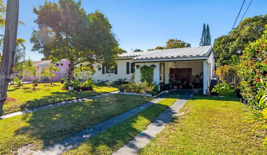 1522 NE 148th St, Miami, FL 33161 - #3