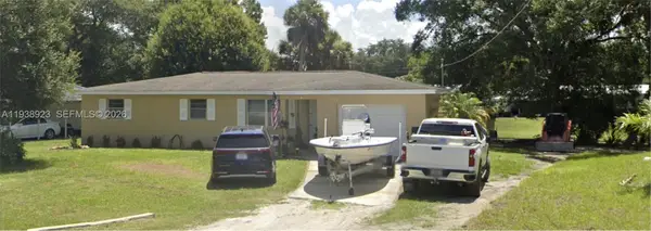 1203 Se 8th Ave, Okeechobee, FL 34974