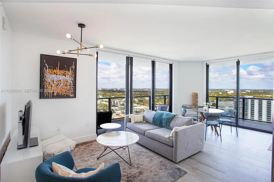 121 NE 34th St #2616, Miami, FL 33137 - Image #2