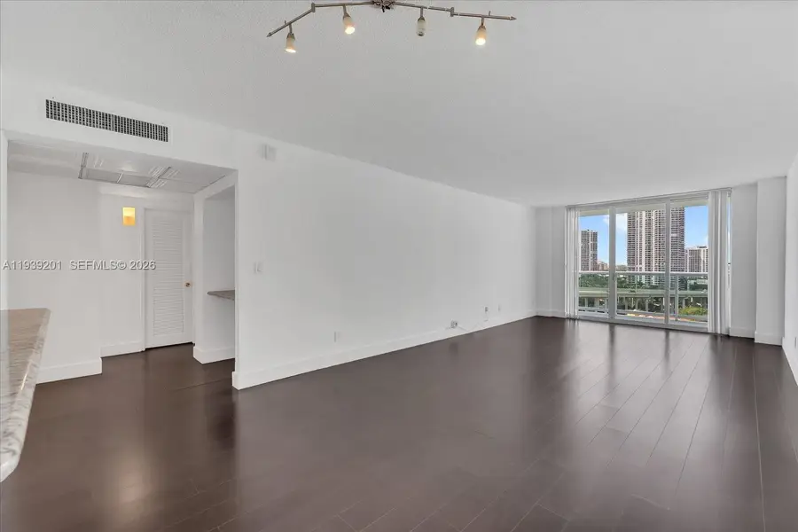 19390 Collins Av #1211, Sunny Isles Beach, FL 33160 - Image #3