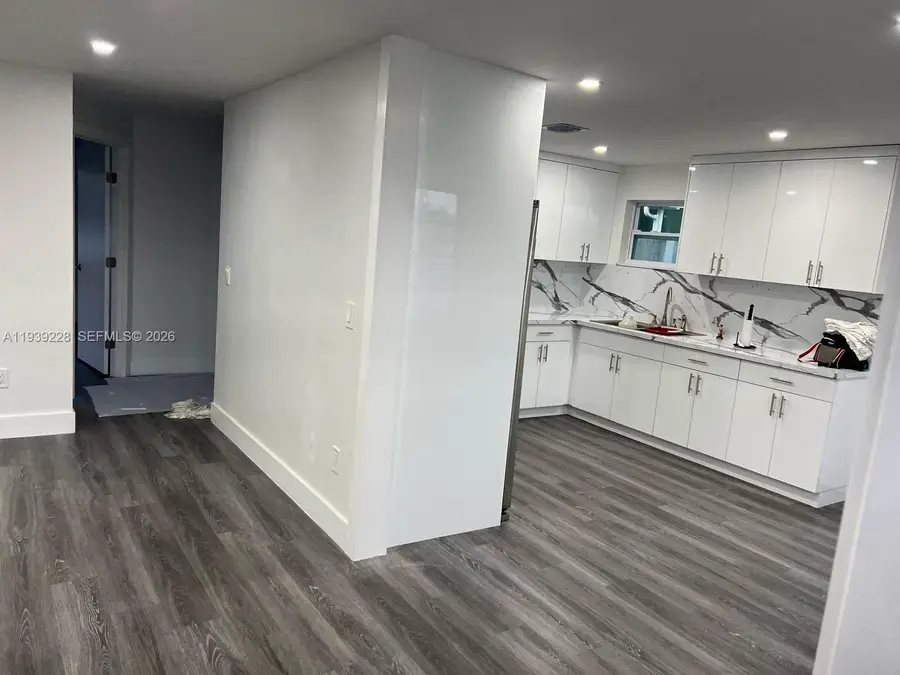 650 SE 1st Pl, Hialeah, FL 33010 - Image #2