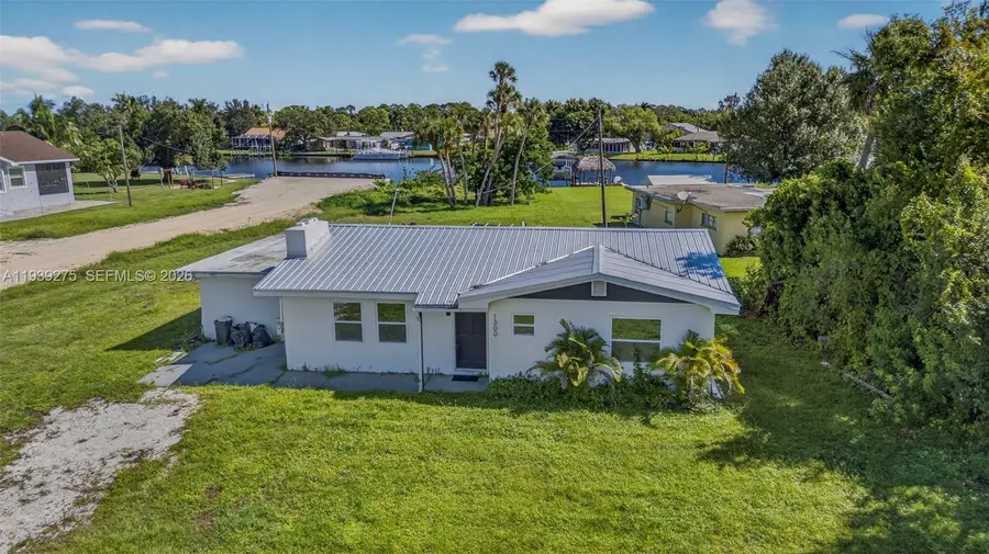 1300 Waite Dr, Fort Myers, FL 33903 - Image #2