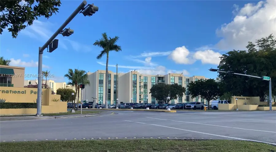 11780 SW 18th St #105-2, Miami, FL 33175 - Image #3