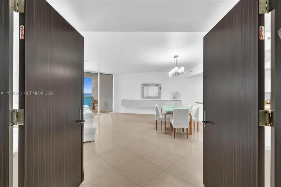 17201 Collins Ave #1107, Sunny Isles Beach, FL 33160 - Image #2