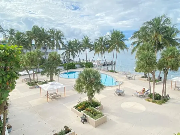 1865 79th St Cswy #3F, North Bay Village, FL 33141