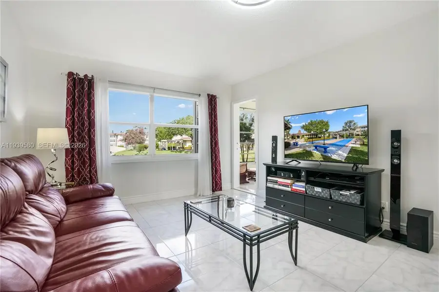 4801 NW 34th St #406, Lauderdale Lakes, FL 33319 - Image #2