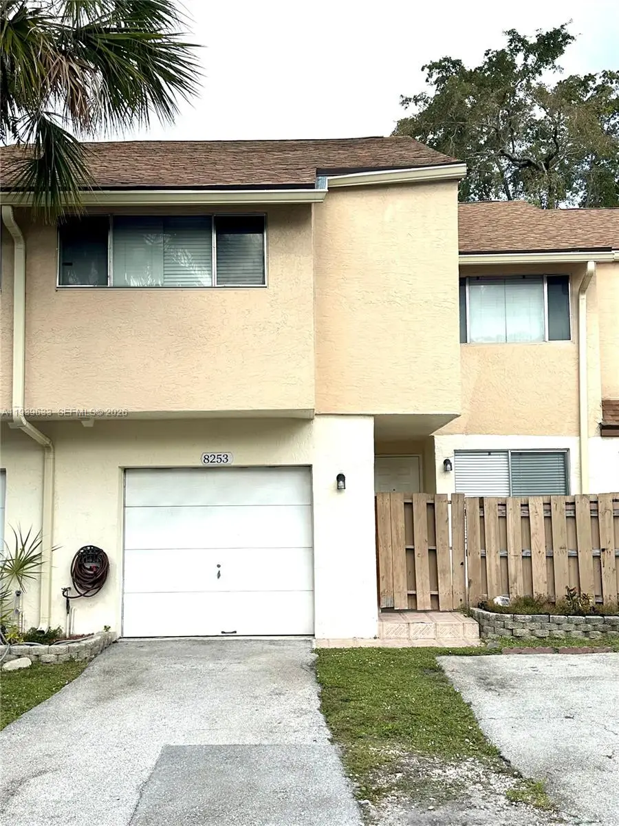 8253 NW 8th Pl #2, Plantation, FL 33324 - Image #1