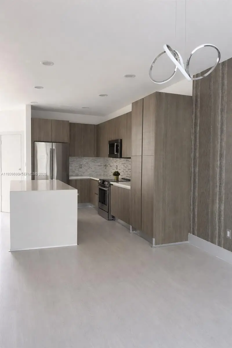 7220 NW 103rd Path, Doral, FL 33178 - Image #2