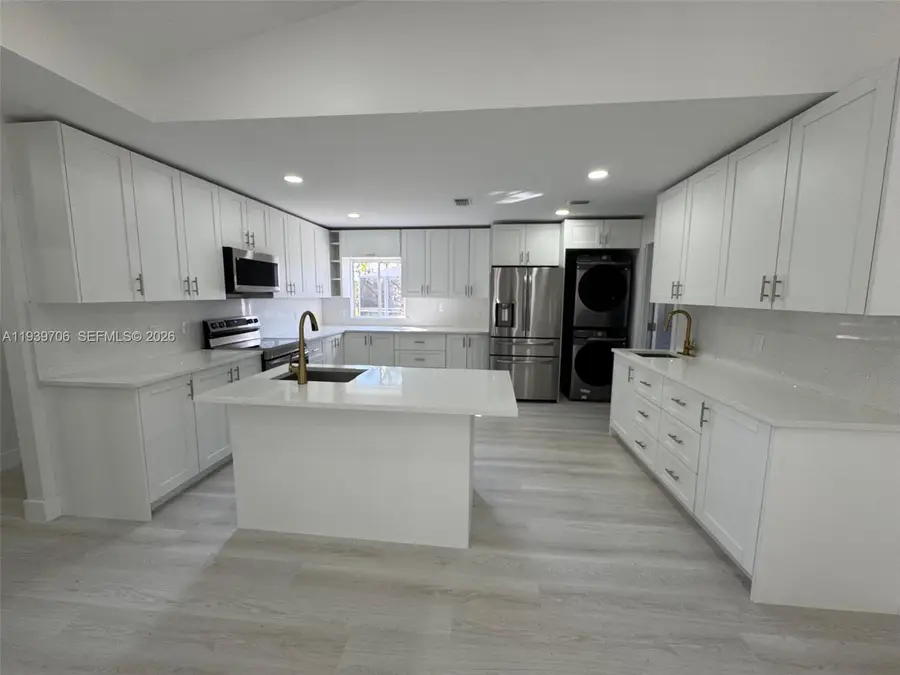 14441 Pine Lily Dr, Fort Myers, FL 33908 - Image #2