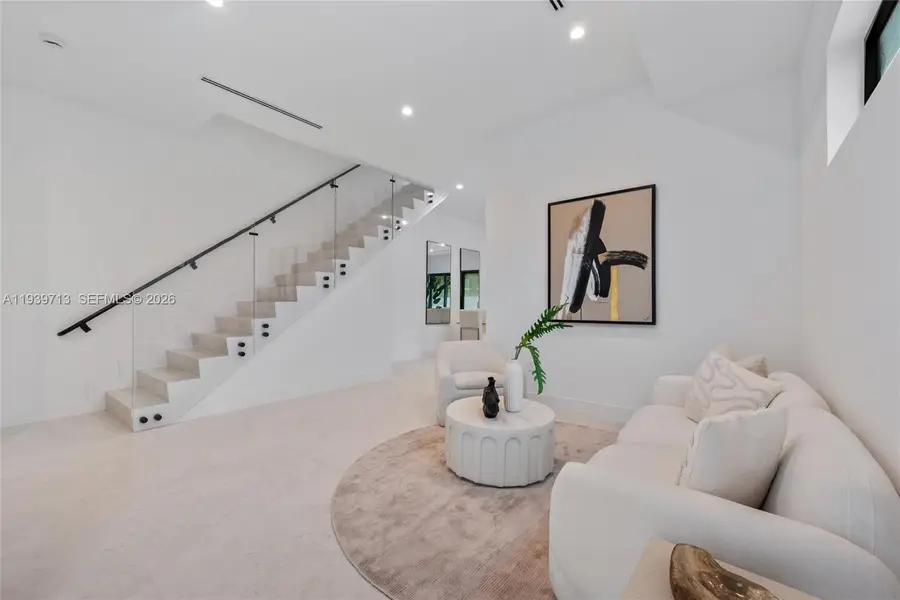 2939 Sw 21st St, Miami, FL 33145 - Image #3