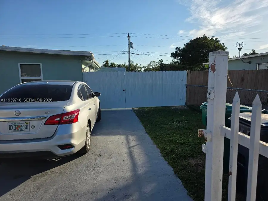 Address Withheld By Seller, Homestead, FL 33033 - Image #2