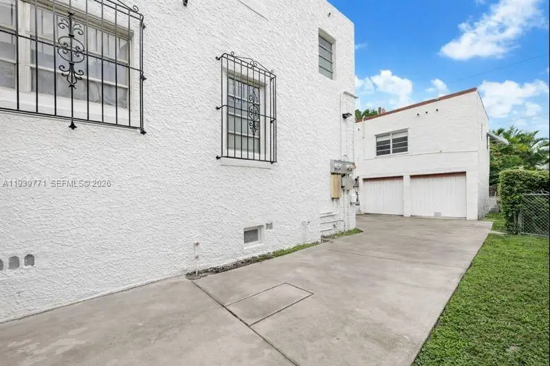 1736 SW 9th St, Miami, FL 33135 - Image #2