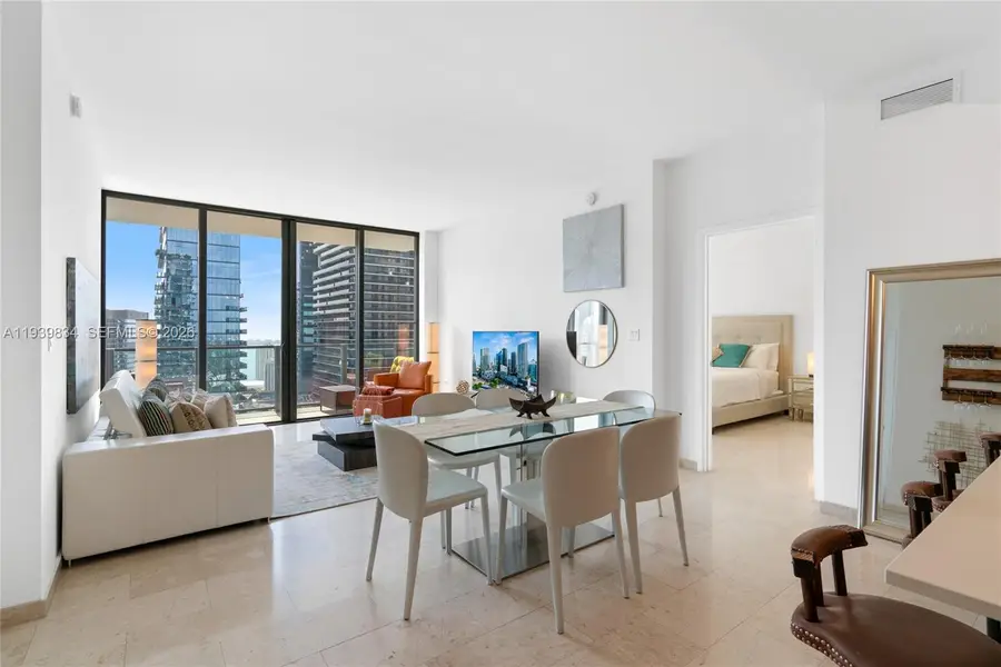 88 SW 7 Street #3403, Miami, FL 33130 - Image #2