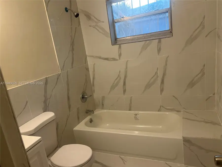 395 NE 112th St, Miami, FL 33161 - Image #3