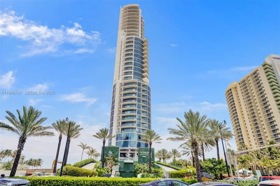 17475 Collins Ave #2502, Sunny Isles Beach, FL 33160 - Image #2