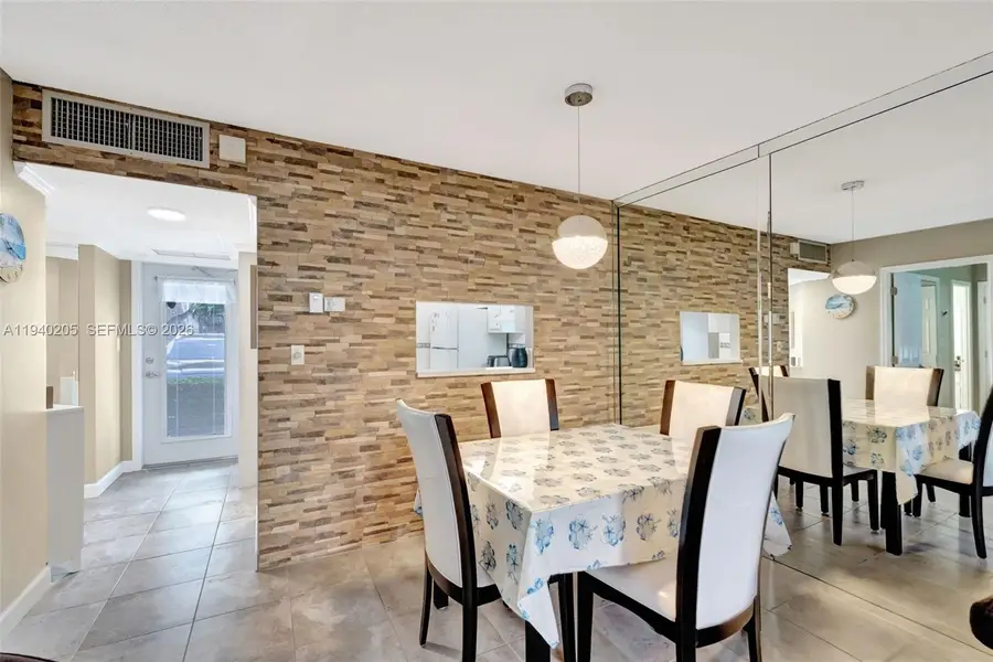 3431 NW 50th Ave #113, Lauderdale Lakes, FL 33319 - Image #3