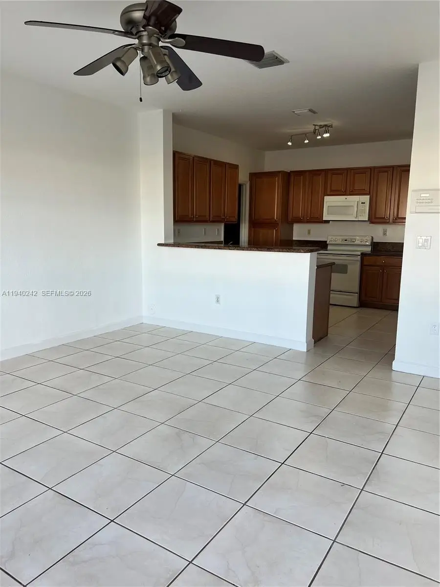11541 NW 68th Ter, Doral, FL 33178 - Image #2