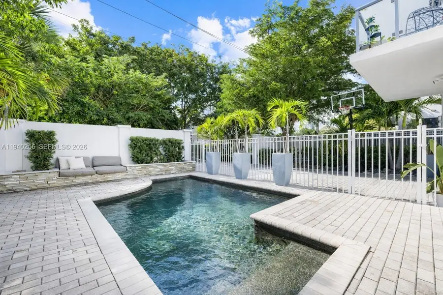 1317 NE 2nd St, Fort Lauderdale, FL 33301 - Image #3