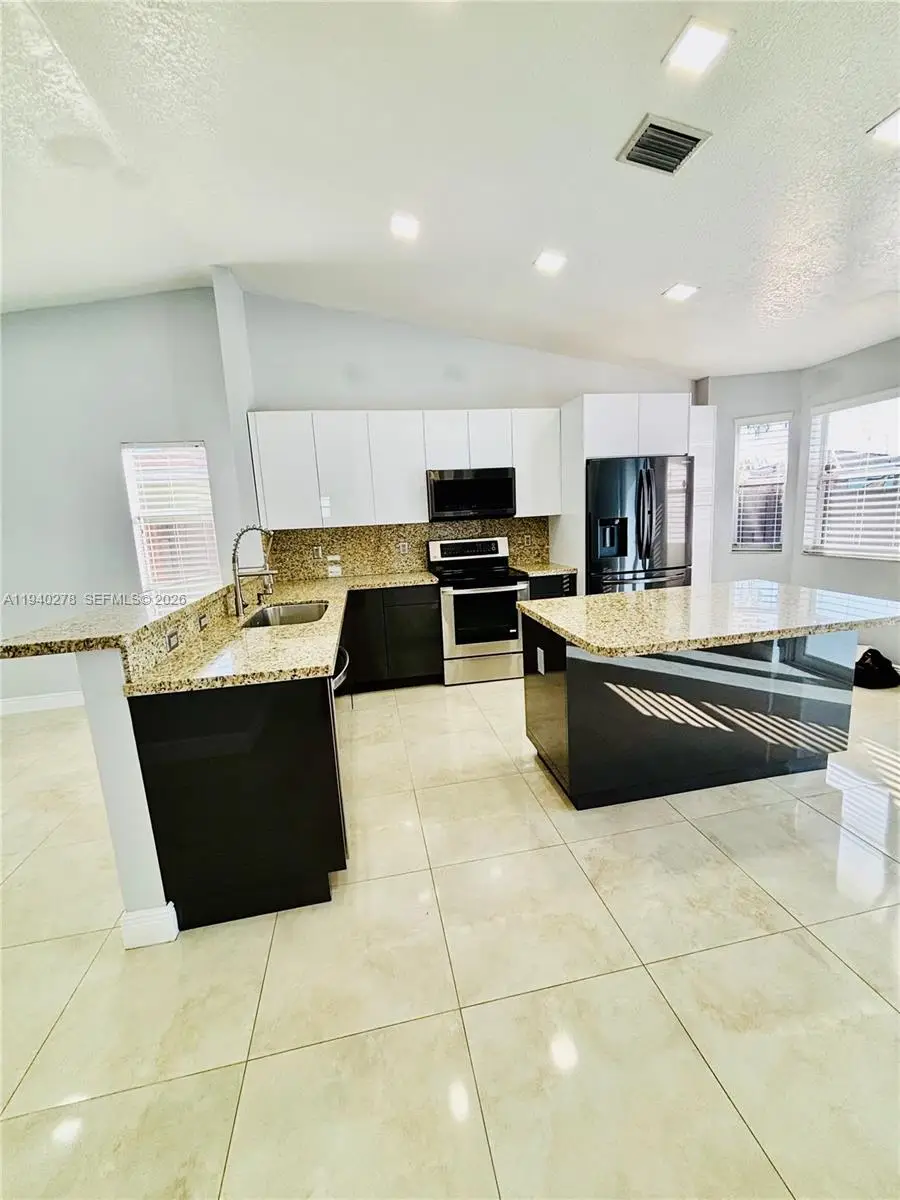 26728 SW 128th Ct, Homestead, FL 33032 - Image #3