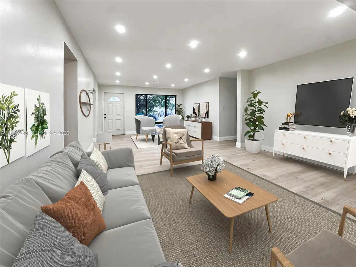 Address Withheld By Seller, Fort Lauderdale, FL 33317 - Image #1