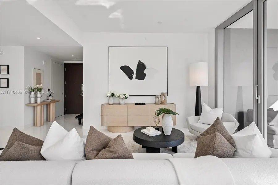 300 Biscayne Blvd Way #3407, Miami, FL 33131 - Image #3