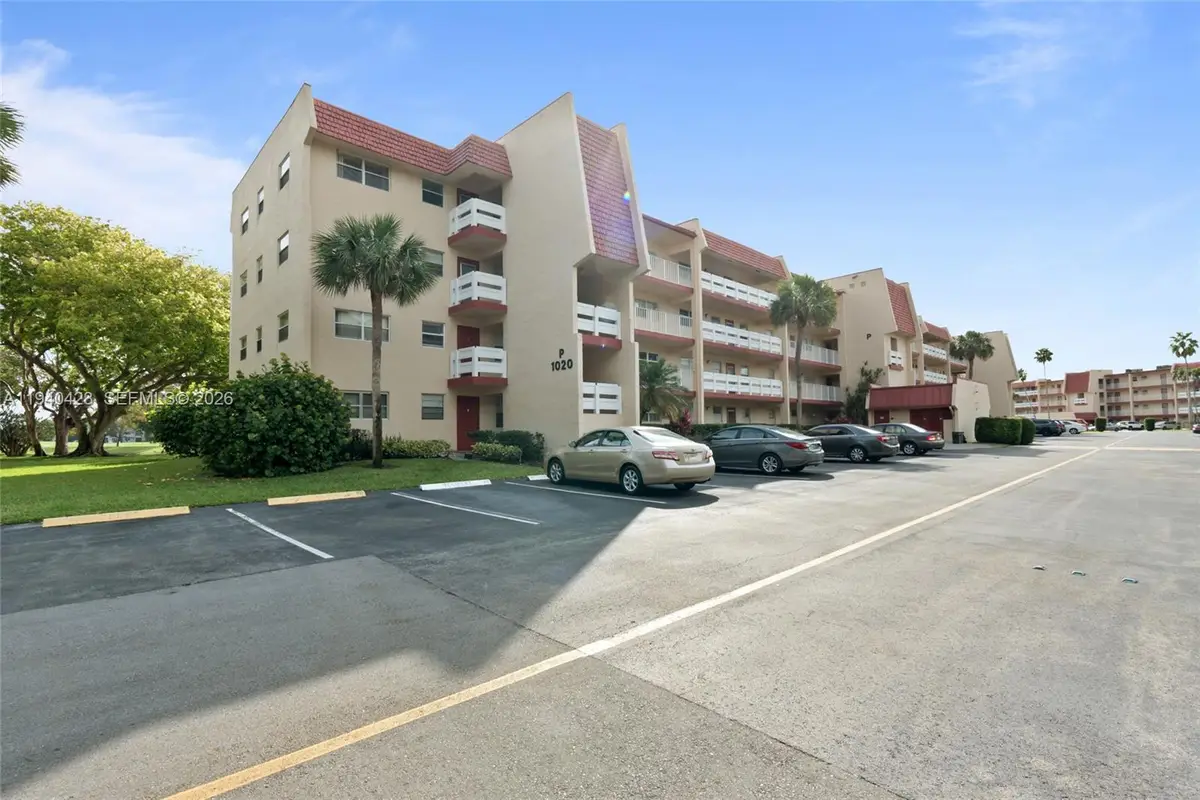 1020 Country Club Dr #206, Margate, FL 33063 - #1