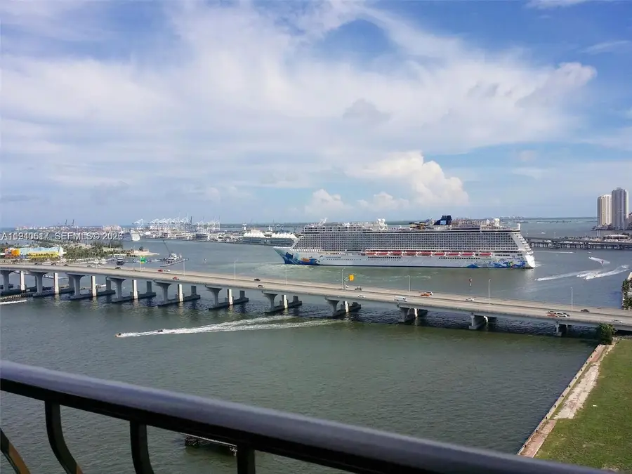 555 NE 15th St #22I, Miami, FL 33132 - Image #2