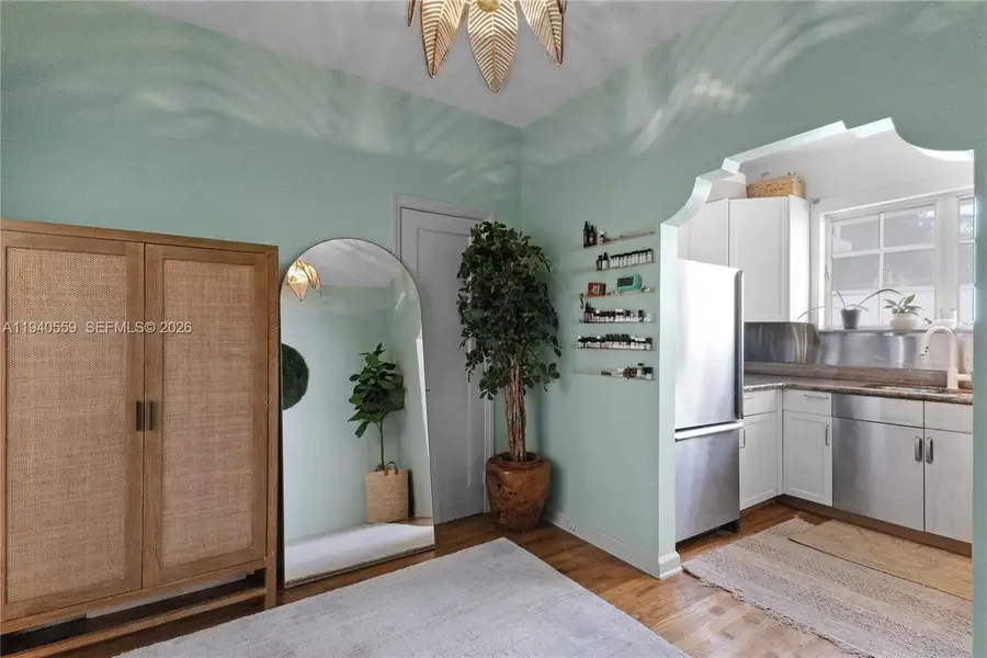 826 Euclid Ave #11, Miami Beach, FL 33139 - #2