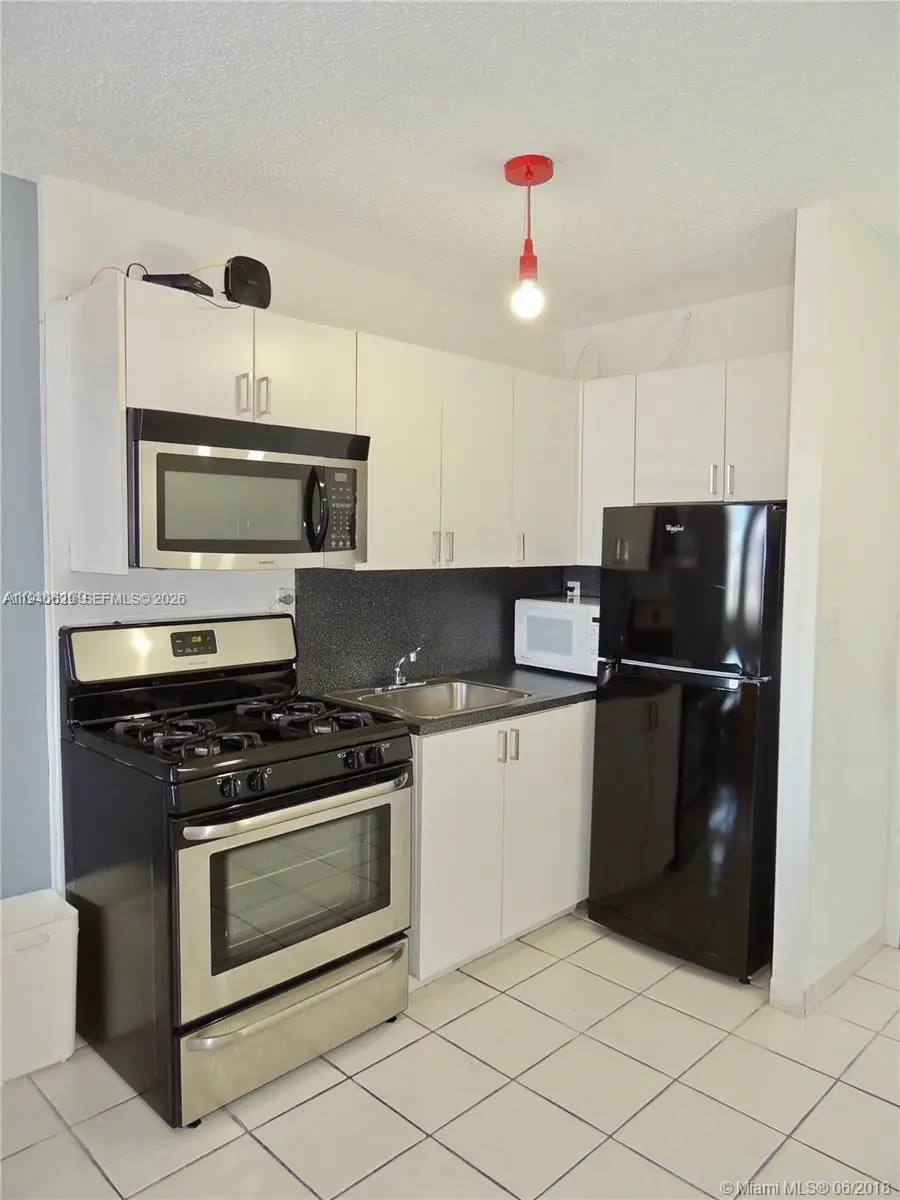 710 Washington Ave #522, Miami Beach, FL 33139 - Image #2