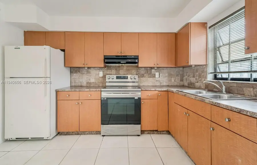 4030 SW 19th St, West Park, FL 33023 - #2