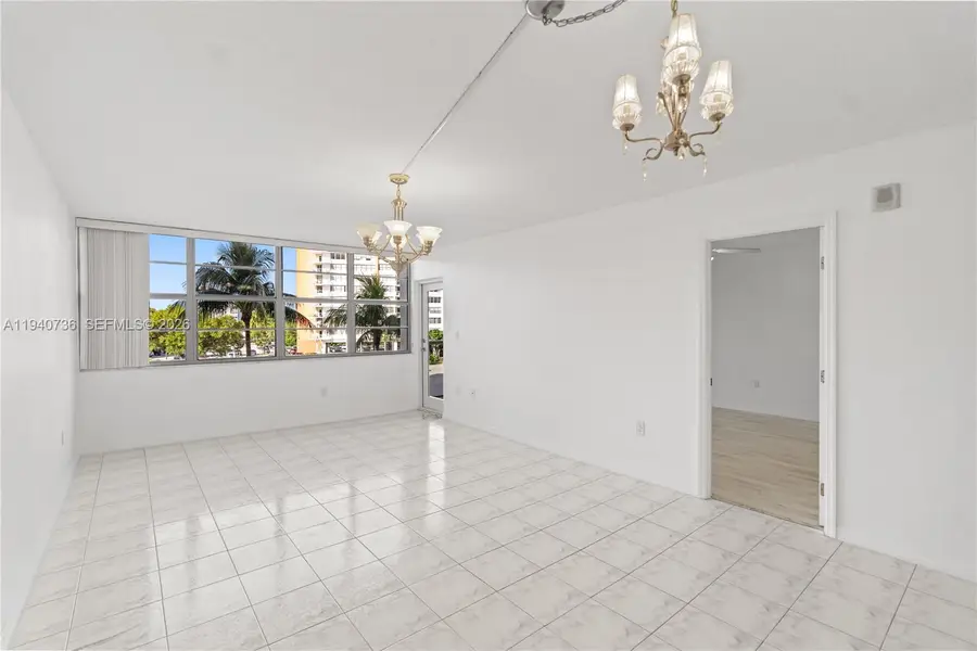 1351 NE Miami Gardens Dr #301E, Miami, FL 33179 - Image #2