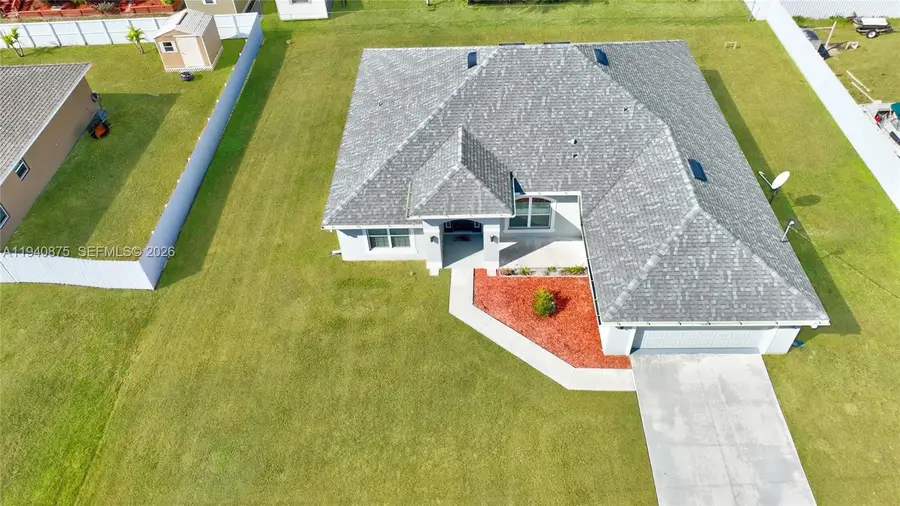 1923 Villia, Lehigh Acres, FL 33972 - Image #2