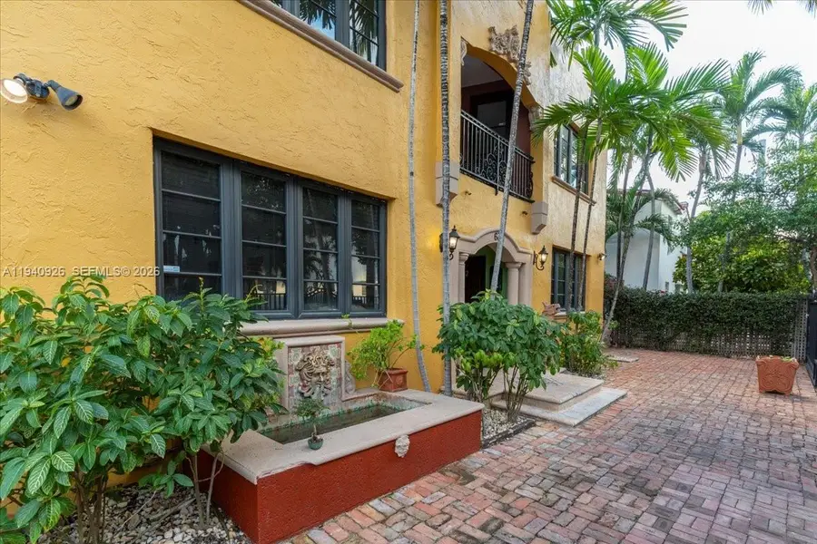 632 15th St, Miami Beach, FL 33139 - Image #3