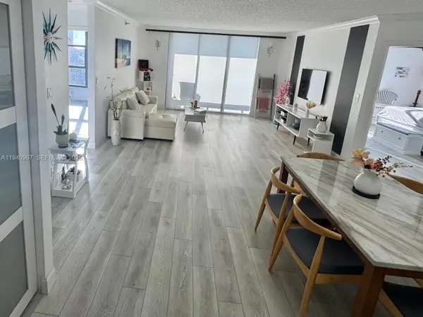 3530 Mystic Pointe Dr #2403, Aventura, FL 33180