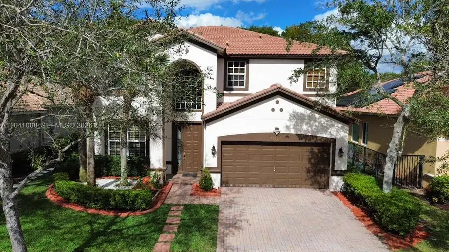 19389 Stonebrook St, Weston, FL 33332 - Image #2