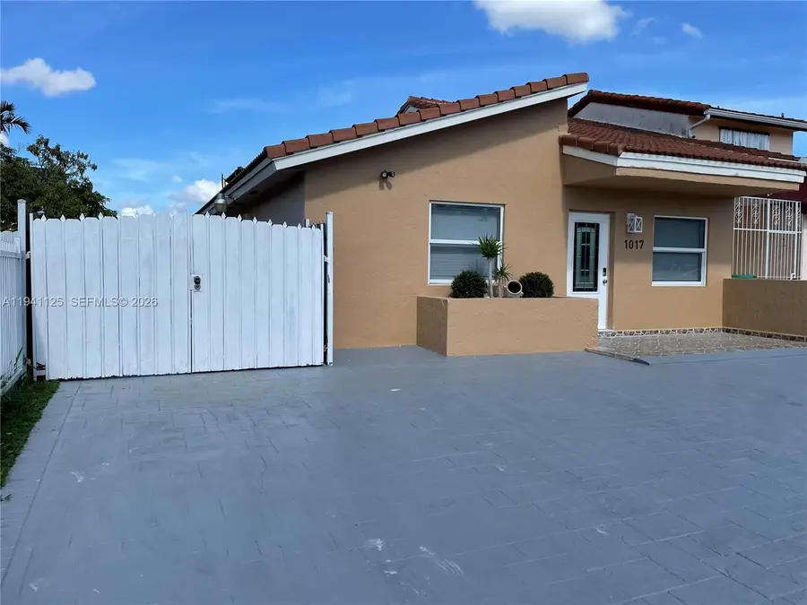 1017 SW 124th Ct, Miami, FL 33184 - Image #2
