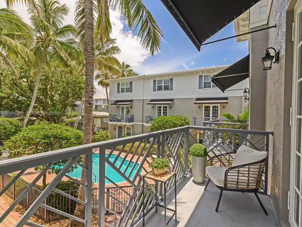 2249 NE 9th Ave, Wilton Manors, FL 33305