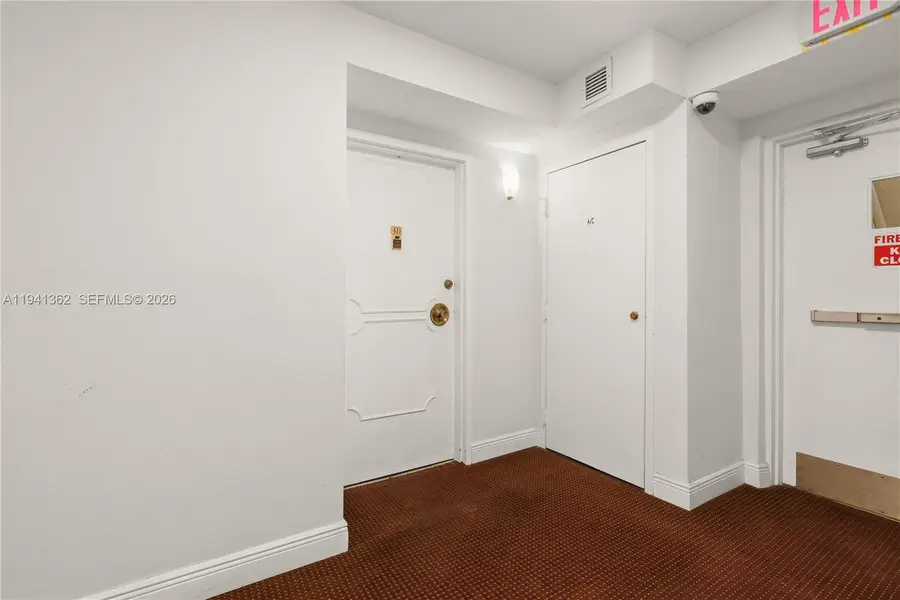 437 Golden Isles Dr #4D, Hallandale Beach, FL 33009 - Image #2