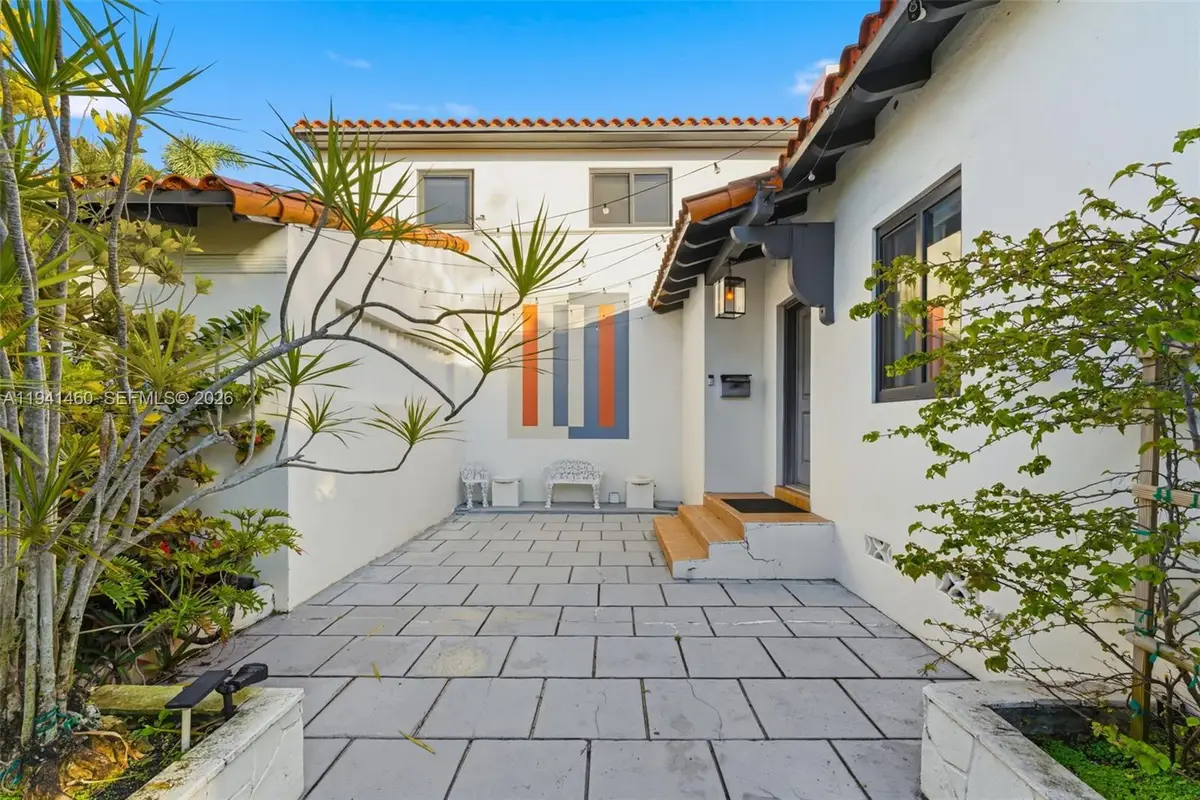 541 NE 105th St, Miami Shores, FL 33138 - Image #1