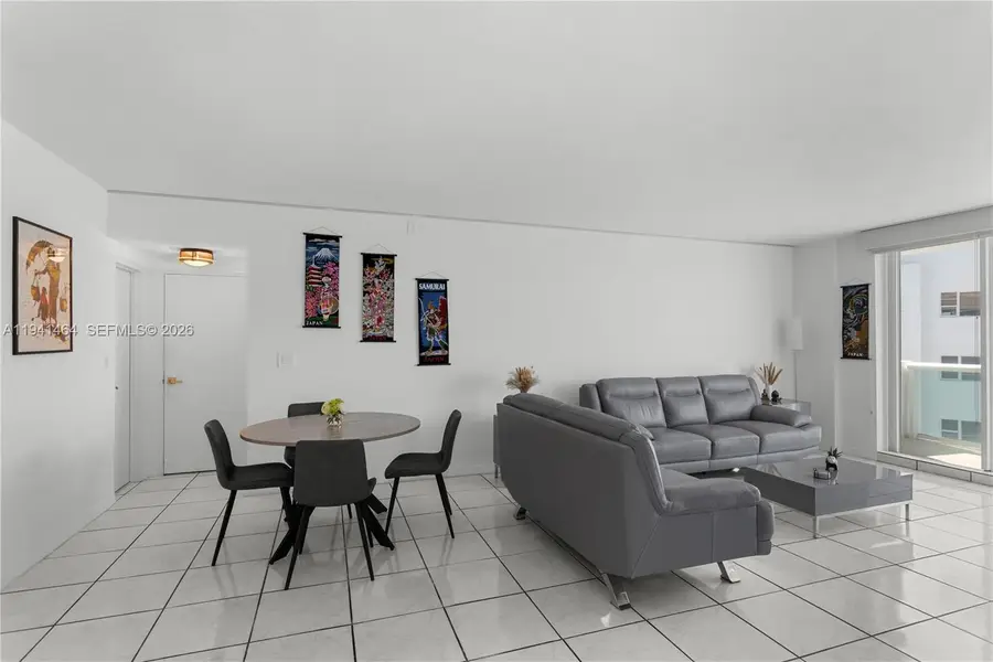5001 Collins Ave #14C, Miami Beach, FL 33140 - #3