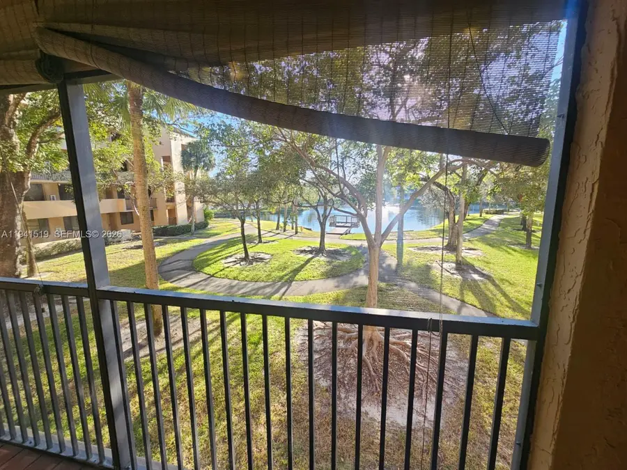 8592 W Sunrise Blvd #209, Plantation, FL 33322 - Image #2